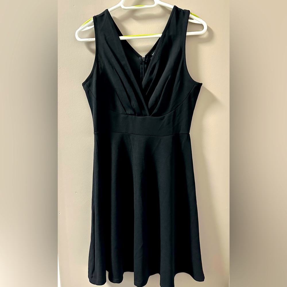 🛍️ 3/$15 SHEIN black cocktail dress